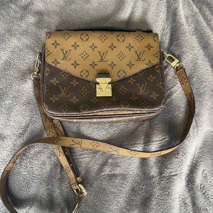 Crossbody Purse